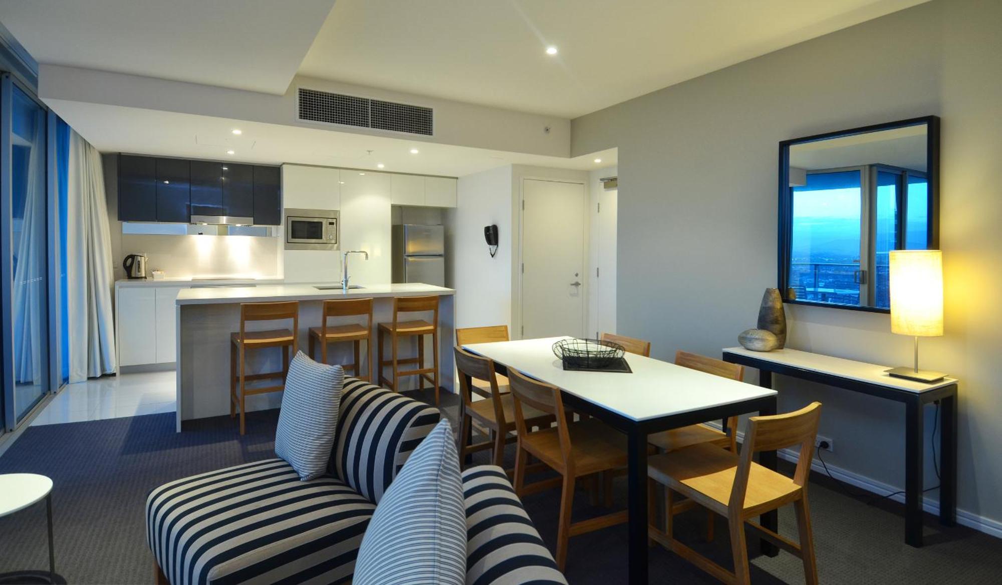 Orchid Residences - Hr Surfers Paradise Gold Coast Room photo
